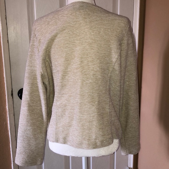 “Gladys” is wearing a Zippered form fitting blazer - Picture 5 of 5